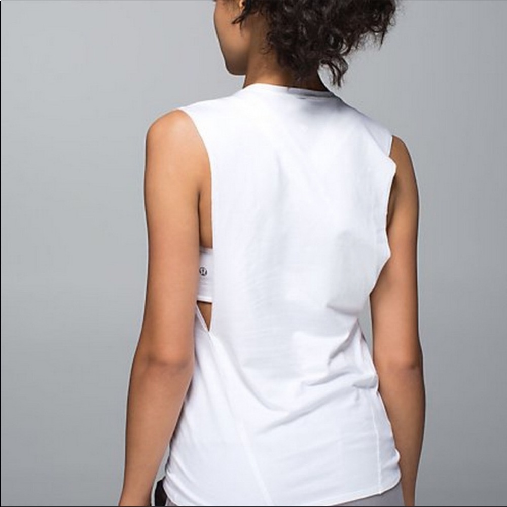 LULULEMON TANK - Picture 3 of 9